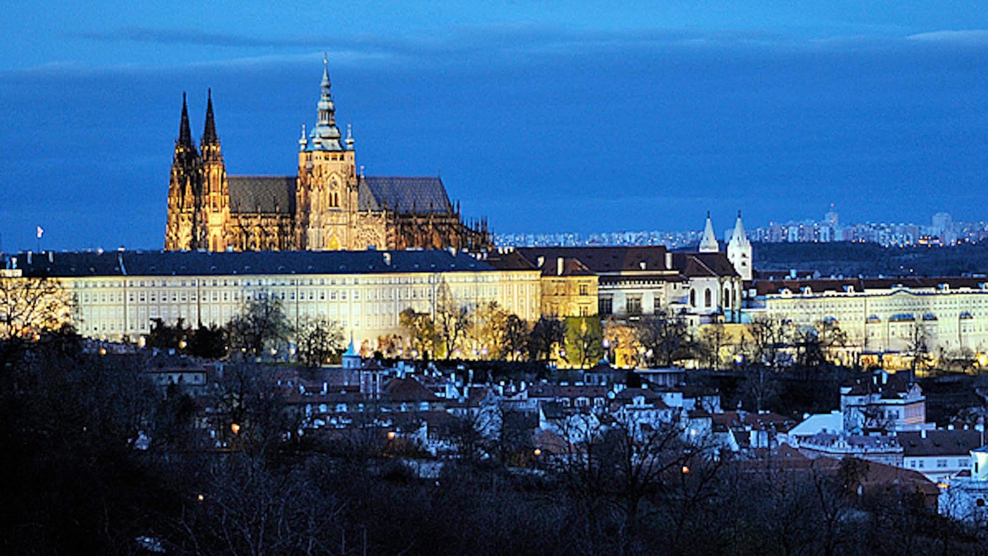 Free Zone Accommodation Praga Exterior foto